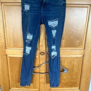 Women's ripped jeans